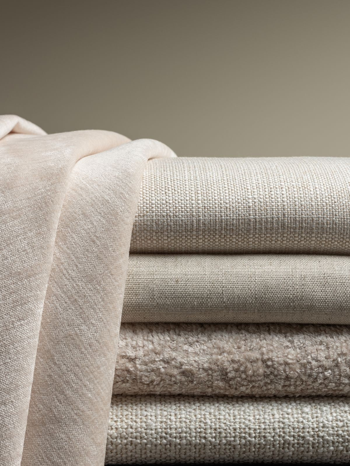 Différents tissus pour personnaliser ses chaises, plusieurs textiles